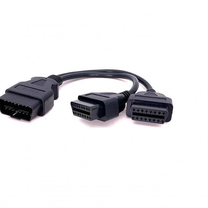 Разветвитель гнезда OBD2 на два устройства
